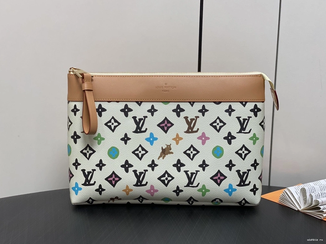 WIS POCHETTE VOYAGE SOUPLE-32*21*8CM LOUIS VUITTON 1025